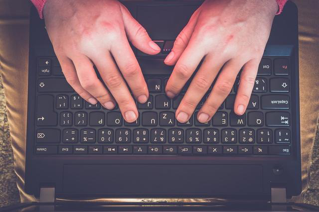 互聯(lián)網(wǎng)新聞通稿(互聯(lián)網(wǎng)新聞通稿模板)