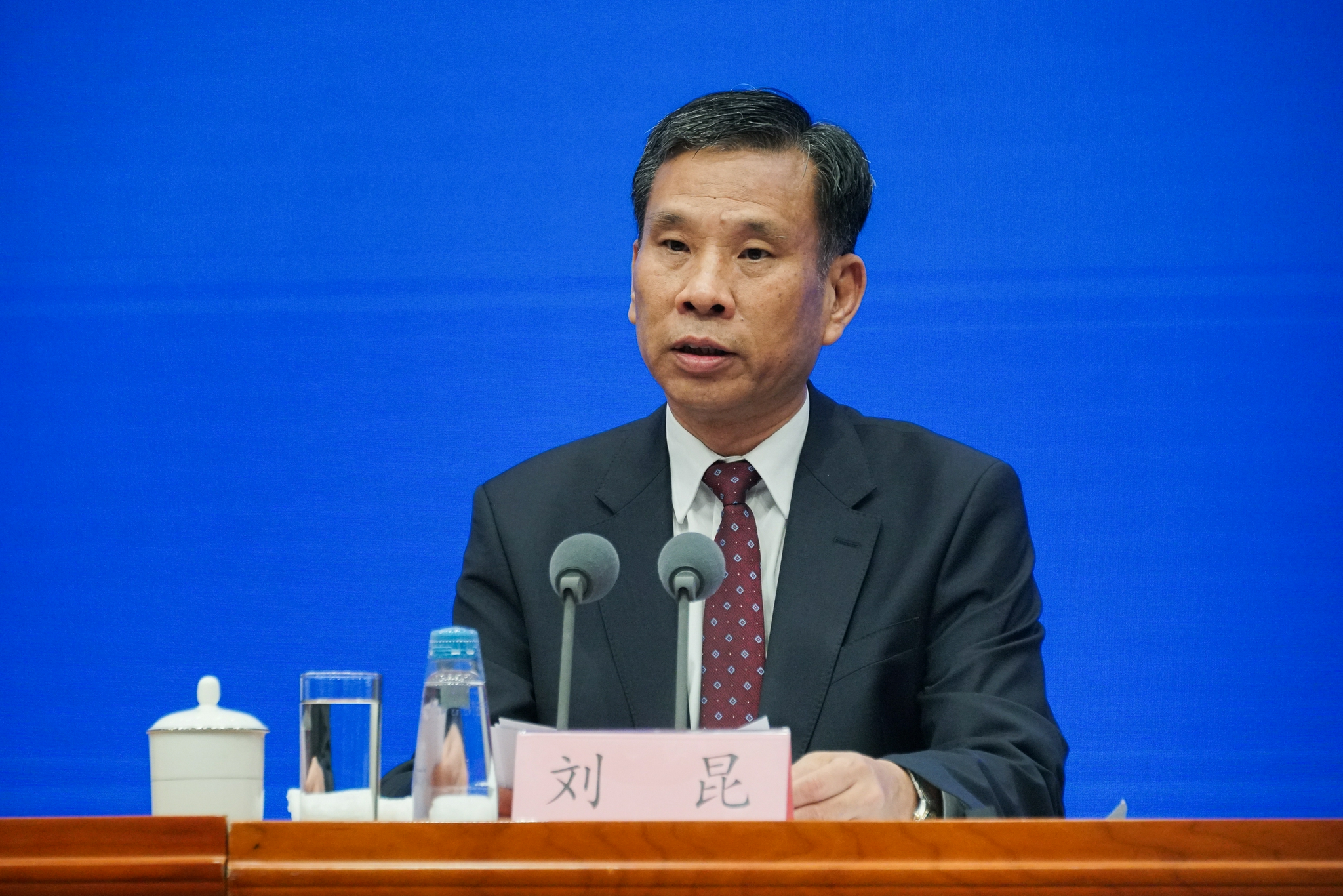 浙江互聯網公司新聞部長(浙江互聯集團股份有限公司)