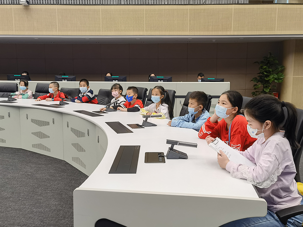 互聯(lián)網(wǎng)新聞解說(互聯(lián)網(wǎng)怎么來的解說)