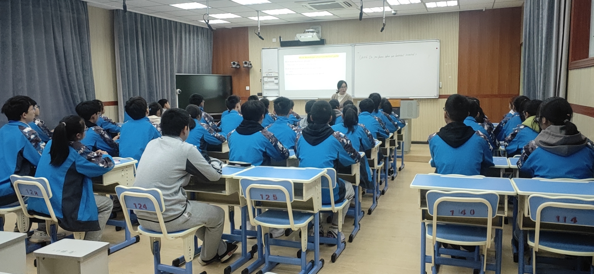 互聯(lián)網(wǎng)結(jié)對同步課堂新聞(互聯(lián)網(wǎng)+義務(wù)教育同步課堂報道)